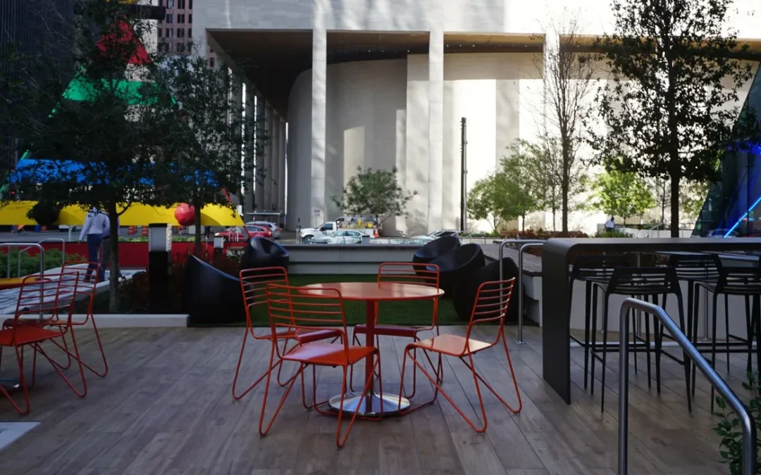 JPMorgan Chase Tower | Custom Wood & Metal Fabrication by Renfrow+Co